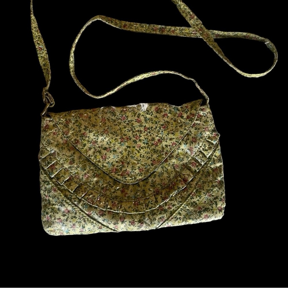 Melie Bianco Floral Quilted Crossbody Bag in Gold